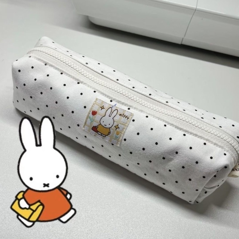 ミッフィー鉛筆ケース高色価値漫画プリント大容量ポータブル学生 - Staedtler Pencil Lumocolor のレビューと価格