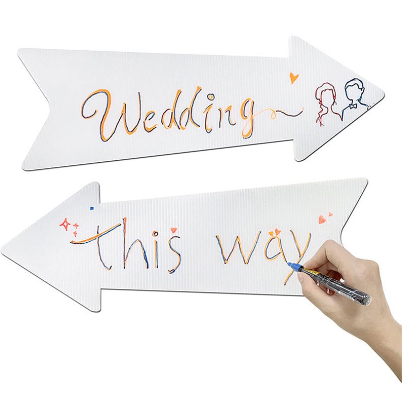 空白の矢印型標識と杭付き10個パック 17×6インチ 結婚式 - Yard Sign Blank のレビューと価格